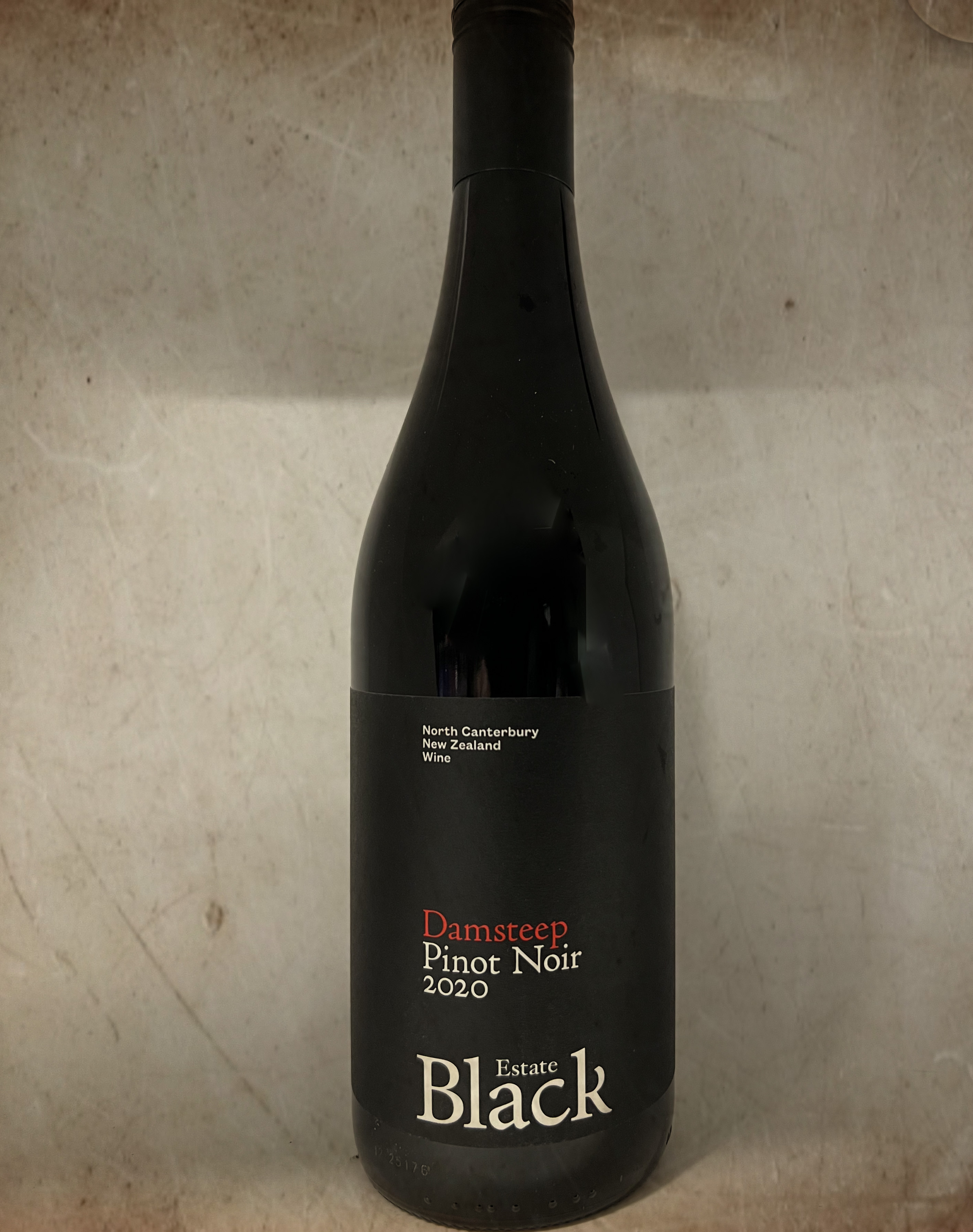 Black Estate Damsteep Pinot Noir 2020